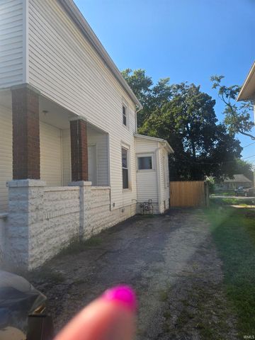 906 Hudson Street, Elkhart, IN 46516