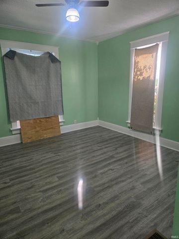 906 Hudson Street, Elkhart, IN 46516