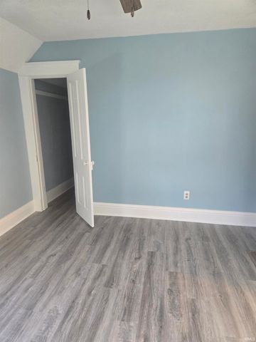 906 Hudson Street, Elkhart, IN 46516