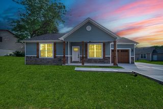 7455 Jennings Place, Merrillville, IN 46410