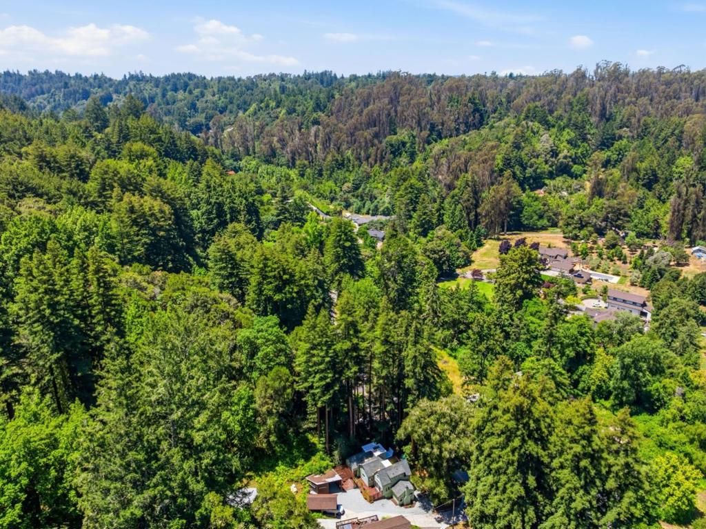 Image 37 of property listing at 2697 Branciforte Drive, Santa Cruz, CA 95065