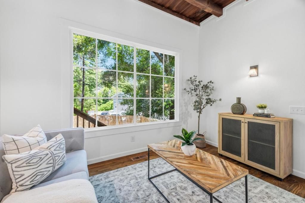 Image 4 of property listing at 2697 Branciforte Drive, Santa Cruz, CA 95065