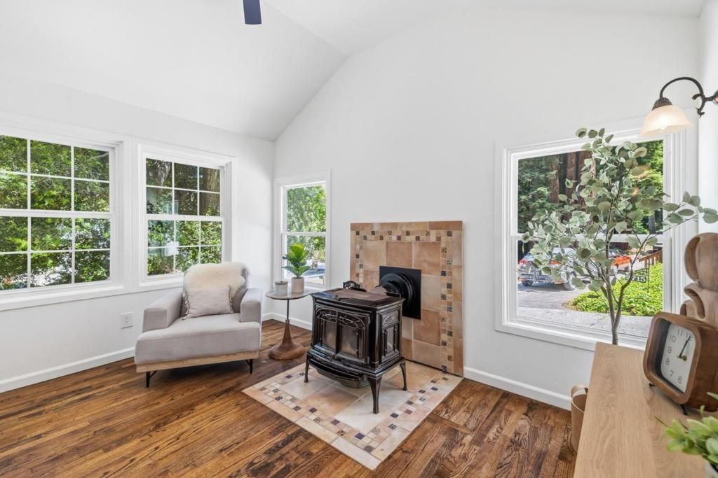 Image 7 of property listing at 2697 Branciforte Drive, Santa Cruz, CA 95065