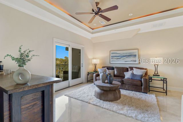 22 Folly Field Road 5, Hilton Head Island, SC 29928