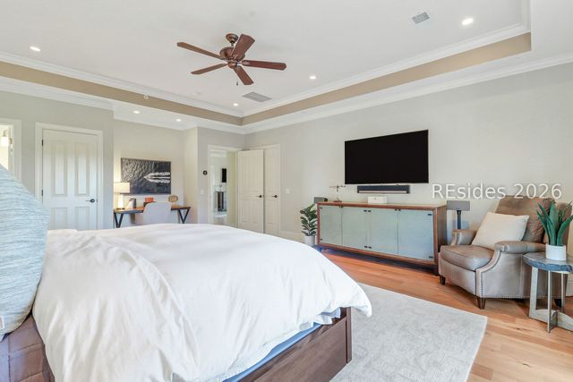 22 Folly Field Road 5, Hilton Head Island, SC 29928