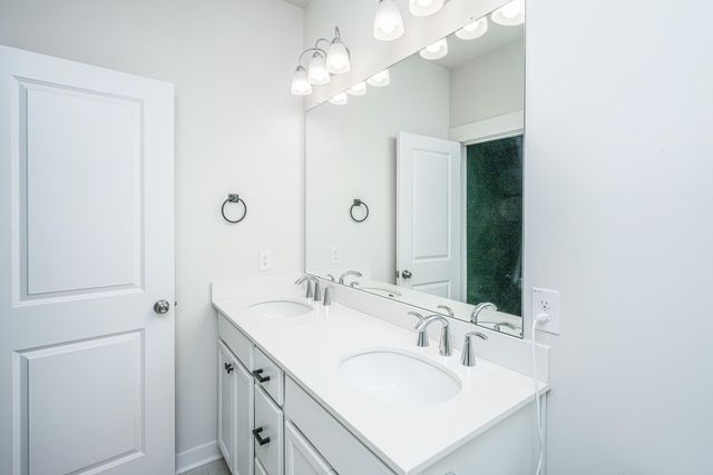 2004 Callaway Circle, Hanahan, SC 29410
