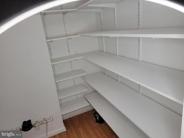 2904 SAXONY DR, Mount Laurel, NJ 08054