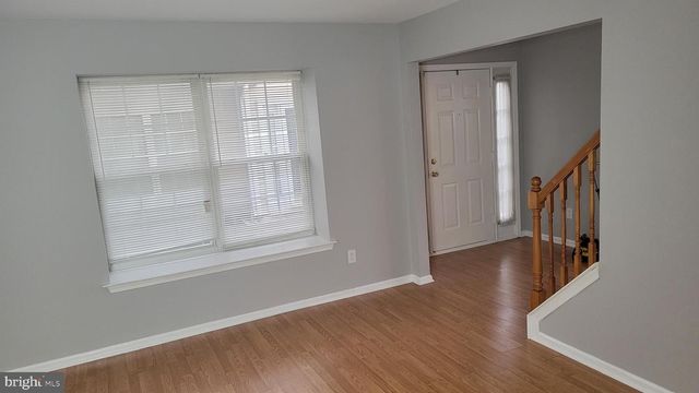 2904 SAXONY DR, Mount Laurel, NJ 08054