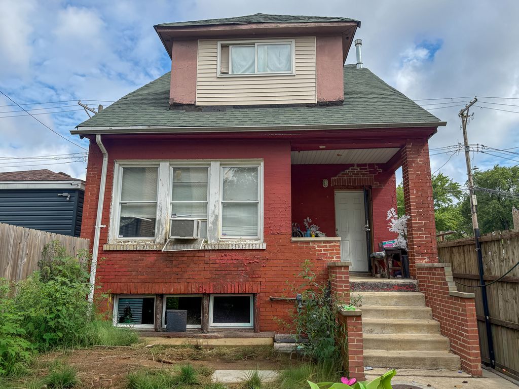 4028 W wilcox Street, Chicago, IL 60624