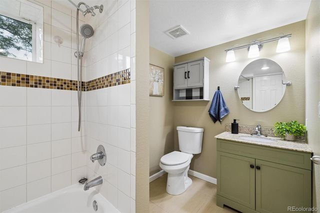 2811 S Yates Street, Denver, CO 80236