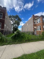 4918 W Monroe Street, Chicago, IL 60644