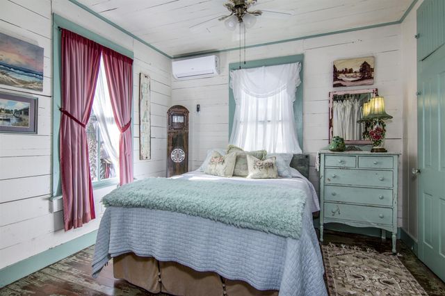 2019 Avenue M rear, Galveston, TX 77550