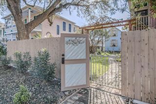 2019 Avenue M rear, Galveston, TX 77550