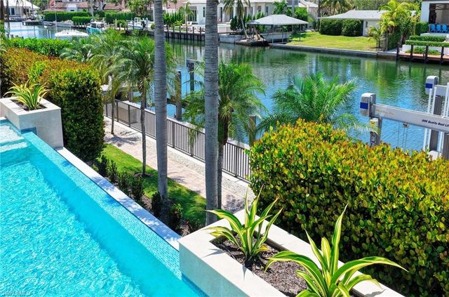 1888 6th ST S, Naples, FL 34102