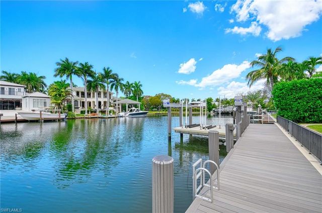 1888 6th ST S, Naples, FL 34102