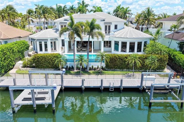 1888 6th ST S, Naples, FL 34102