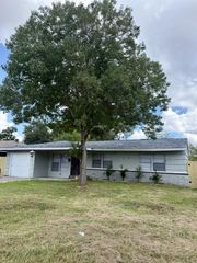 6111 Doulton Drive, Houston, TX 77033