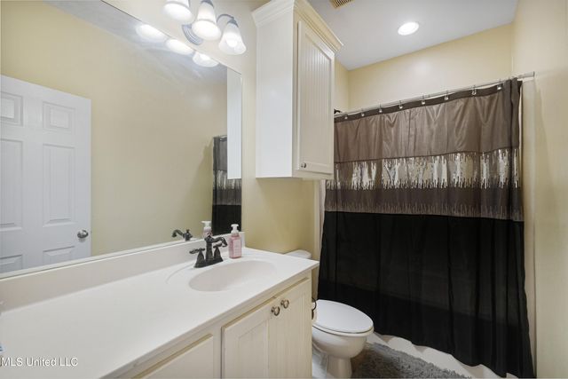 14 Fleur De Lis, Hattiesburg, MS 39402