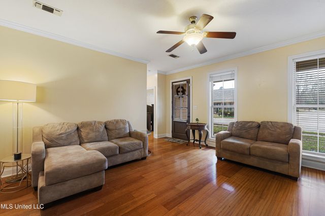 14 Fleur De Lis, Hattiesburg, MS 39402