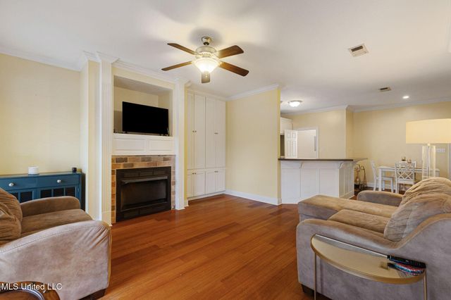 14 Fleur De Lis, Hattiesburg, MS 39402