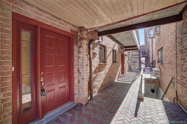 50 Dekalb Avenue 2E, White Plains, NY 10605