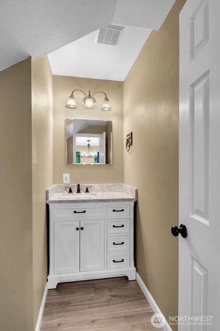 208 5th Street, Sultan, WA 98294