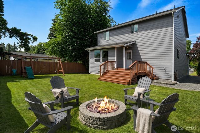 208 5th Street, Sultan, WA 98294
