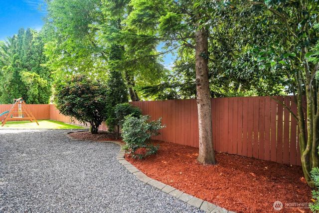 208 5th Street, Sultan, WA 98294
