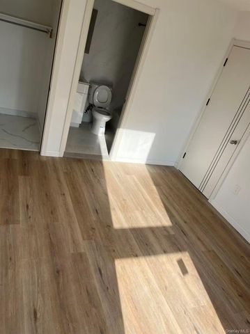 70-40 45th Avenue 5C, Woodside, NY 11377