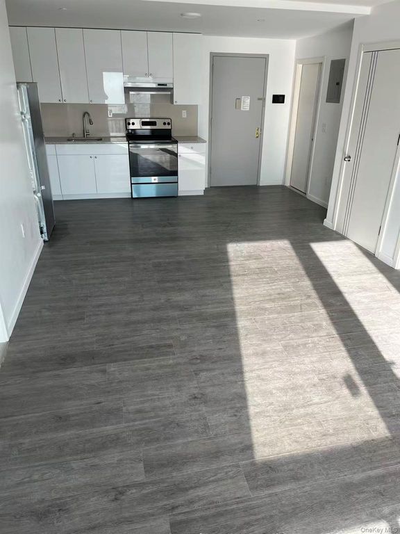 70-40 45th Avenue 5C, Woodside, NY 11377