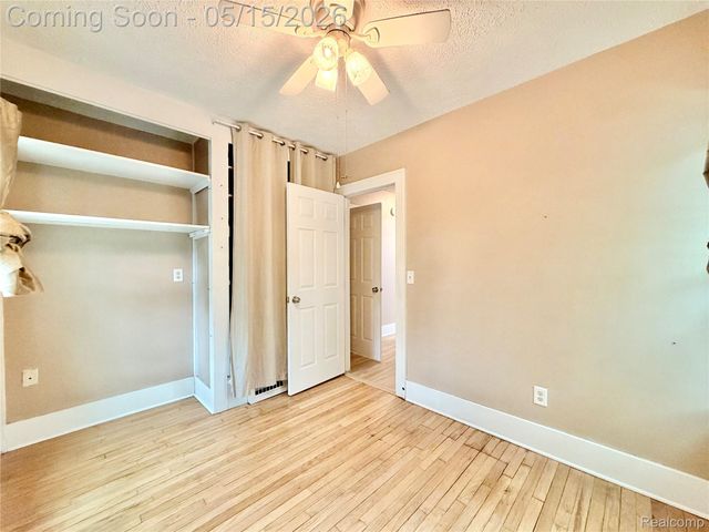 1331 South Boulevard W, Troy, MI 48098