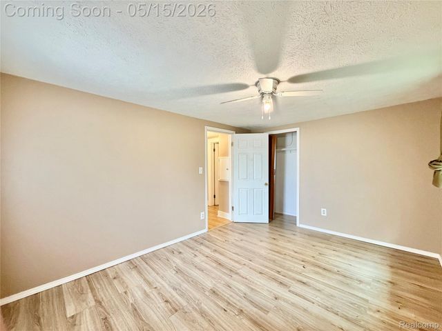 1331 South Boulevard W, Troy, MI 48098