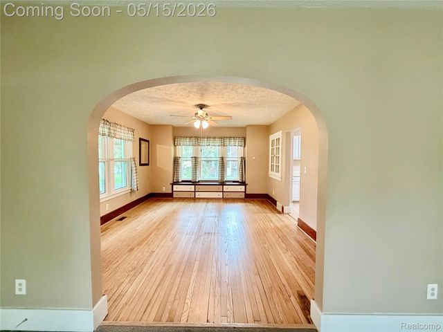 1331 South Boulevard W, Troy, MI 48098