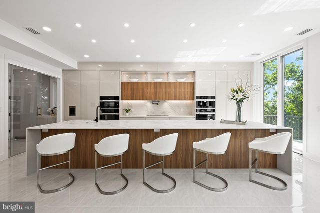 2321 N RICHMOND ST, Arlington, VA 22207