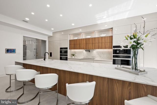 2321 N RICHMOND ST, Arlington, VA 22207