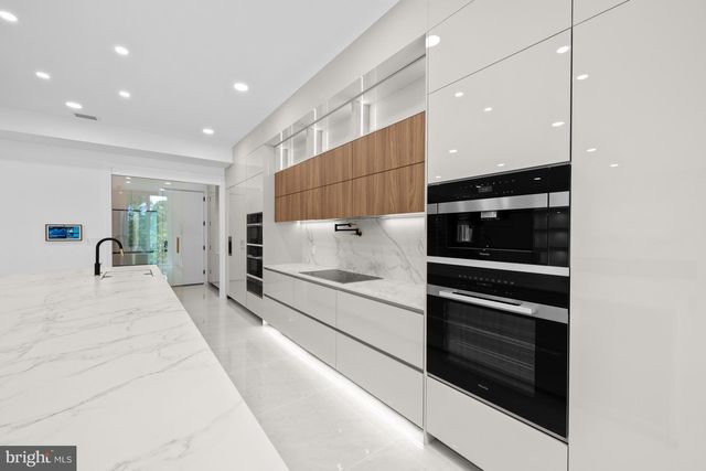 2321 N RICHMOND ST, Arlington, VA 22207