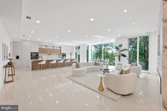 2321 N RICHMOND ST, Arlington, VA 22207