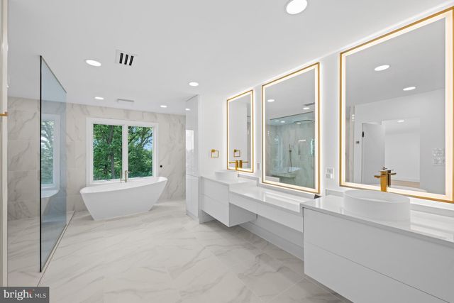 2321 N RICHMOND ST, Arlington, VA 22207