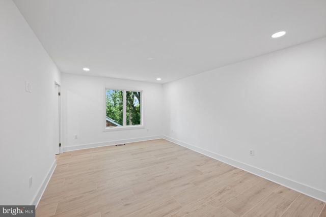 2321 N RICHMOND ST, Arlington, VA 22207