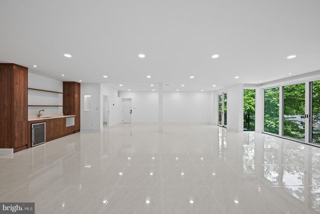 2321 N RICHMOND ST, Arlington, VA 22207