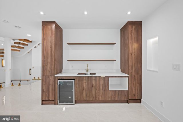 2321 N RICHMOND ST, Arlington, VA 22207