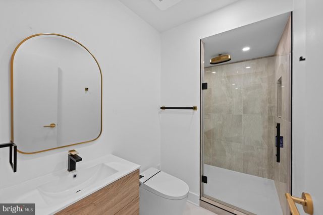 2321 N RICHMOND ST, Arlington, VA 22207