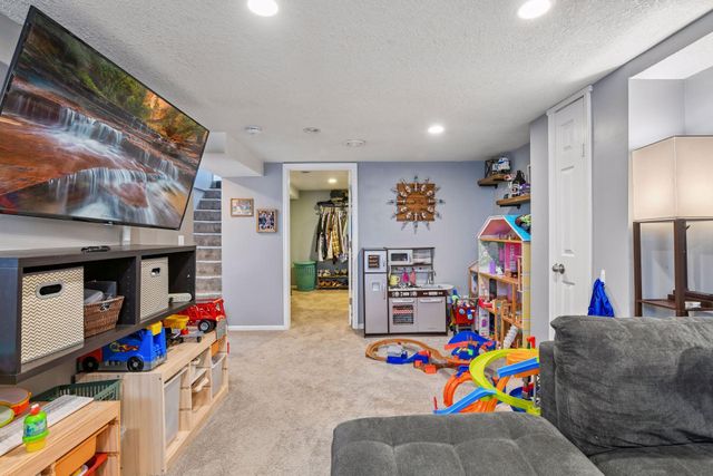 4152 Adair Avenue N, Robbinsdale, MN 55422