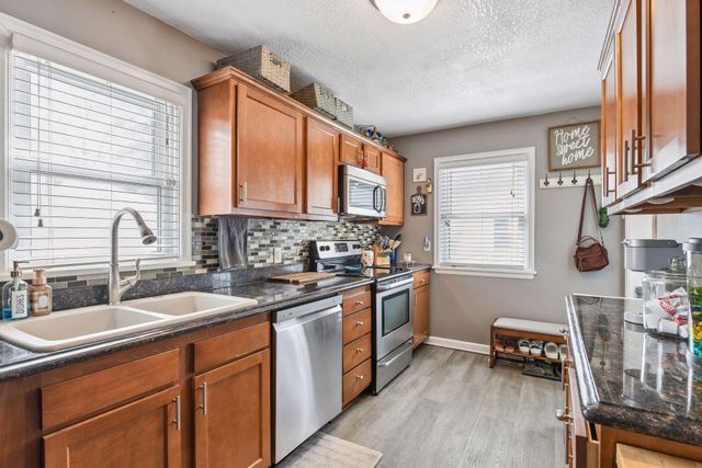 4152 Adair Avenue N, Robbinsdale, MN 55422