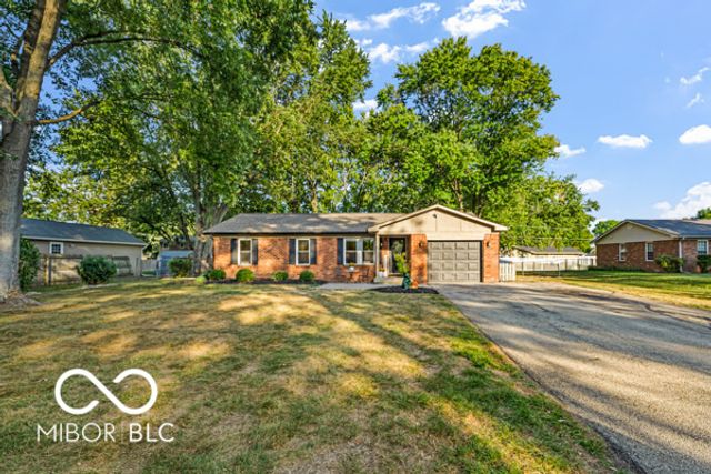 11417 N Washington Boulevard, Carmel, IN 46032