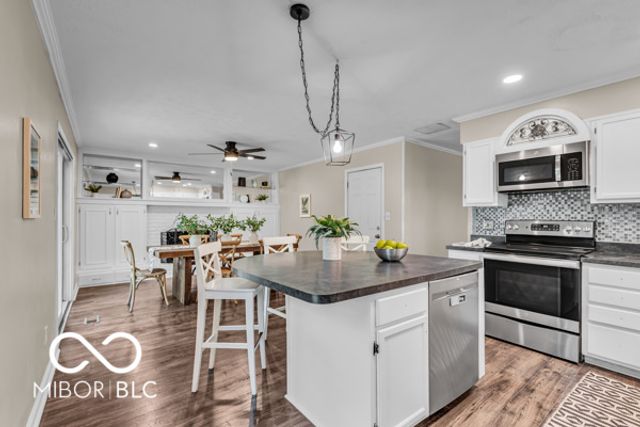 11417 N Washington Boulevard, Carmel, IN 46032