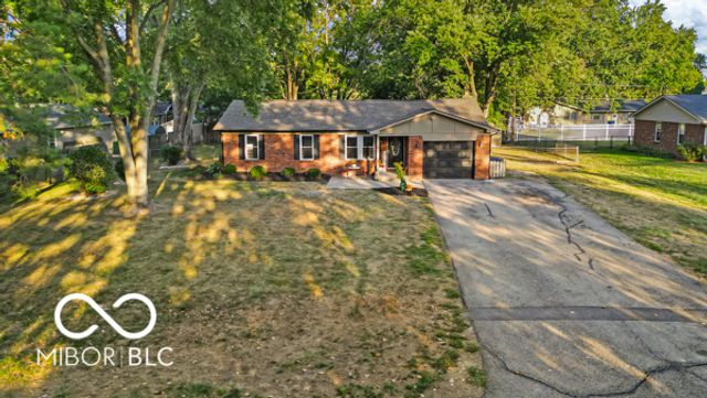 11417 N Washington Boulevard, Carmel, IN 46032