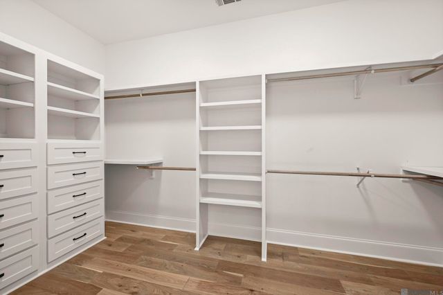 12696 Solemn Oaks Ave, Baton Rouge, LA 70818