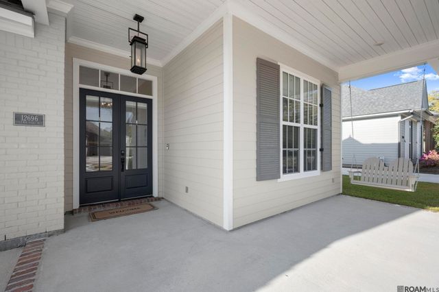 12696 Solemn Oaks Ave, Baton Rouge, LA 70818