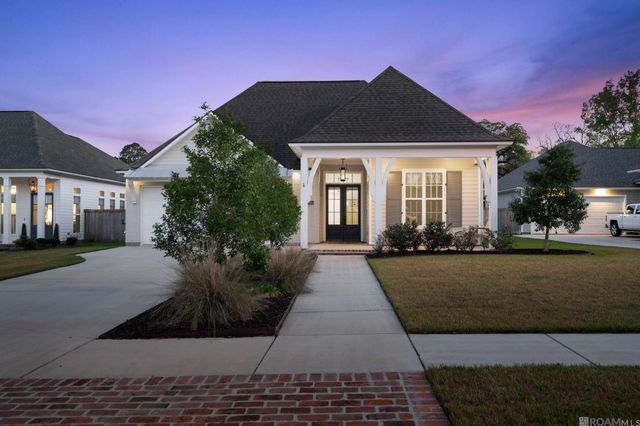 12696 Solemn Oaks Ave, Baton Rouge, LA 70818